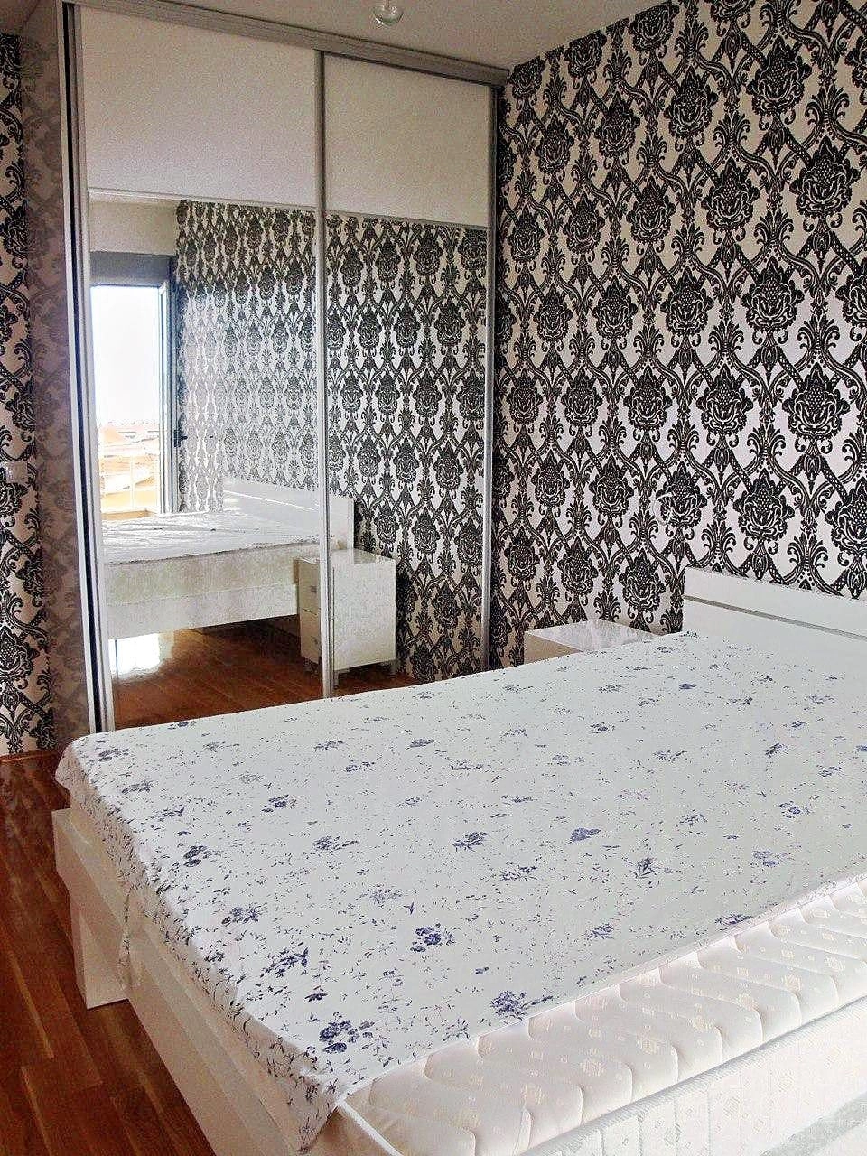 Trosoban-stan-sa-terasom-u-Budvi-7 Trosoban stan 100 m² – Lazi, Budva — fotografija 8