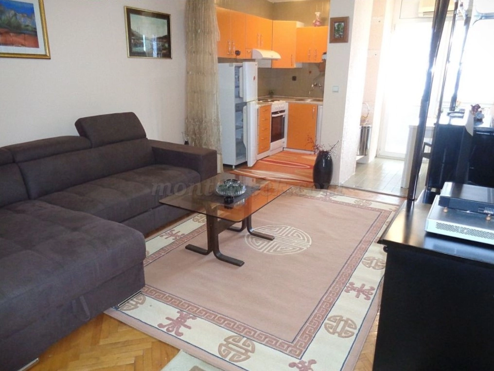 Izdavanje: Stan 30 m² – Makedonsko naselje, Bar — fotografija 2