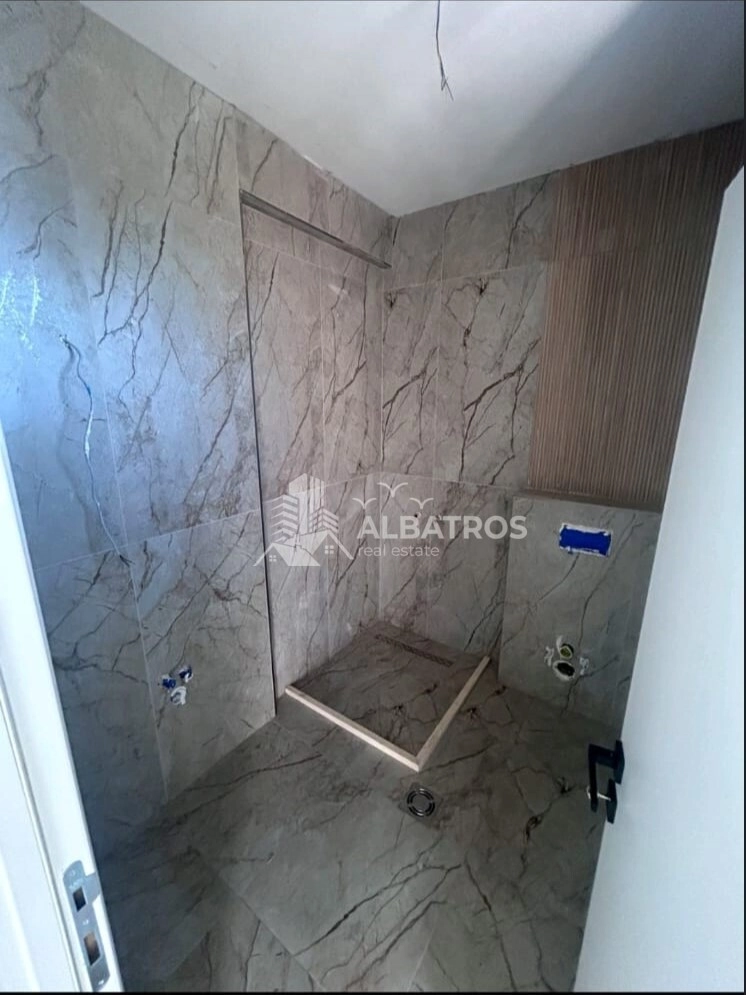 Trosobna-kuca-sa-terasama-u-Polju-Bar-4 Kuća sa dvije terase u Polju, Bar — fotografija 5