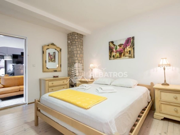 Izdavanje: Kuća 600 m² – Dobra Voda, Bar — fotografija 5