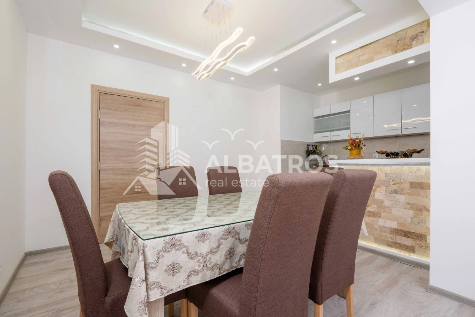 Izdavanje: Jednosoban stan 60 m² – Bar — fotografija 5