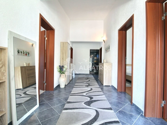 Izdavanje: Trosoban stan 130 m² – Čeluga, Bar — fotografija 6