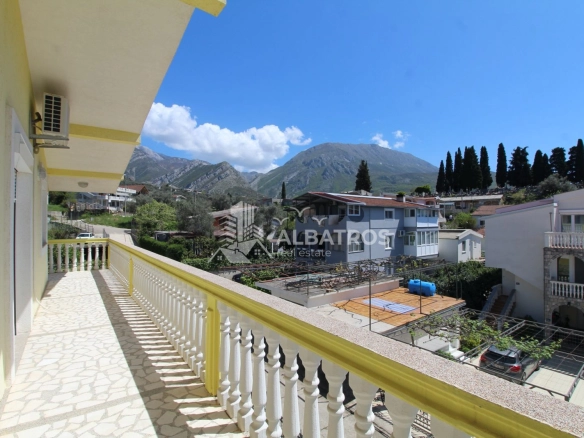 Izdavanje: Trosoban stan 130 m² – Čeluga, Bar — fotografija 15