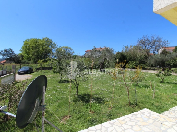 Izdavanje: Trosoban stan 130 m² – Čeluga, Bar — fotografija 19