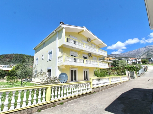 Izdavanje: Trosoban stan 130 m² – Čeluga, Bar — fotografija 20