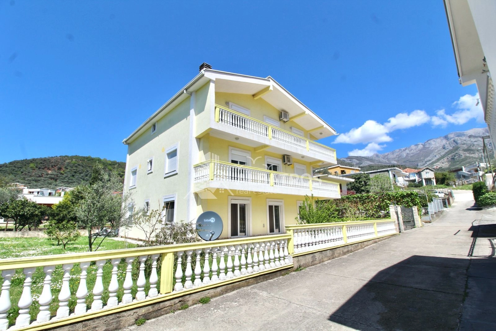 Trosoban-stan-na-drugom-spratu-kuce-Celuga-Bar-19 Izdavanje: Trosoban stan 130 m² – Čeluga, Bar — fotografija 20