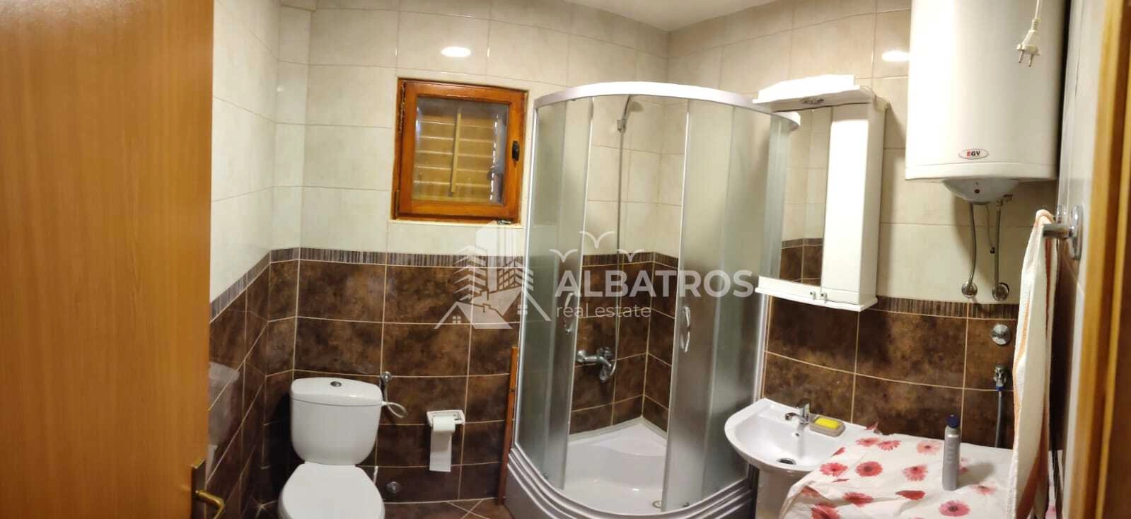 Kuca-sa-placom-i-vocnjakom-u-Tombi-Bar-8 Kuća sa voćnjakom na placu u Tombi, Bar — fotografija 9