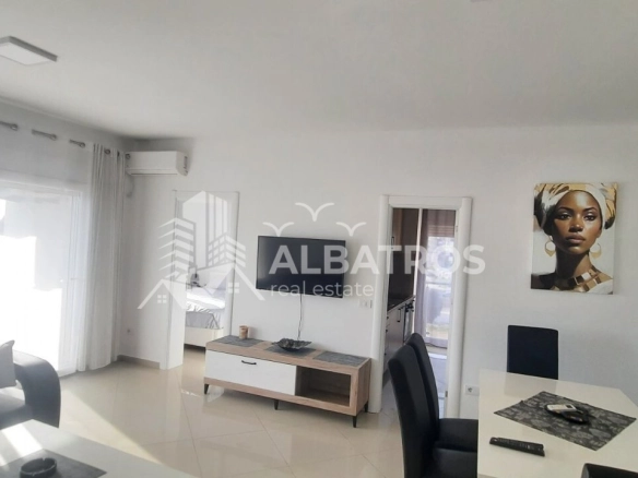 Izdavanje: Dvosoban stan 84 m² – Šušanj, Bar — fotografija 4