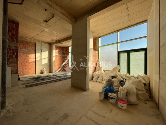 Poslovni prostor u zgradi „Twins House“, Bar — fotografija 4
