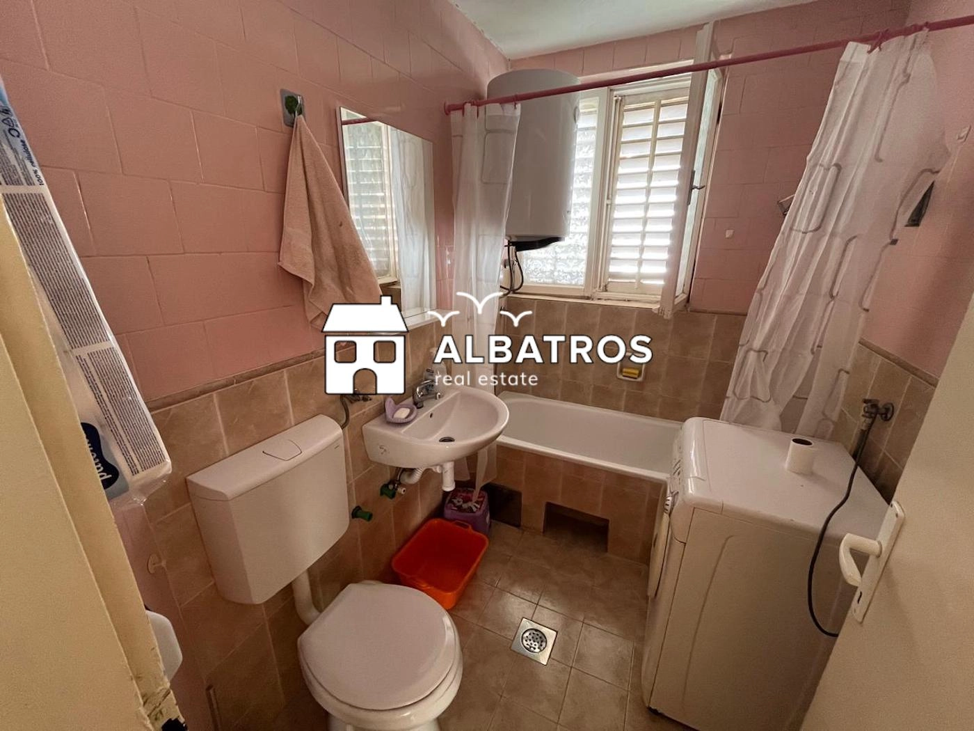 Trosoban stan 72 m² – Ilino, Bar — fotografija 7