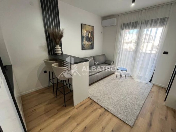 Stan 27 m² – Dobra Voda, Bar — fotografija 2