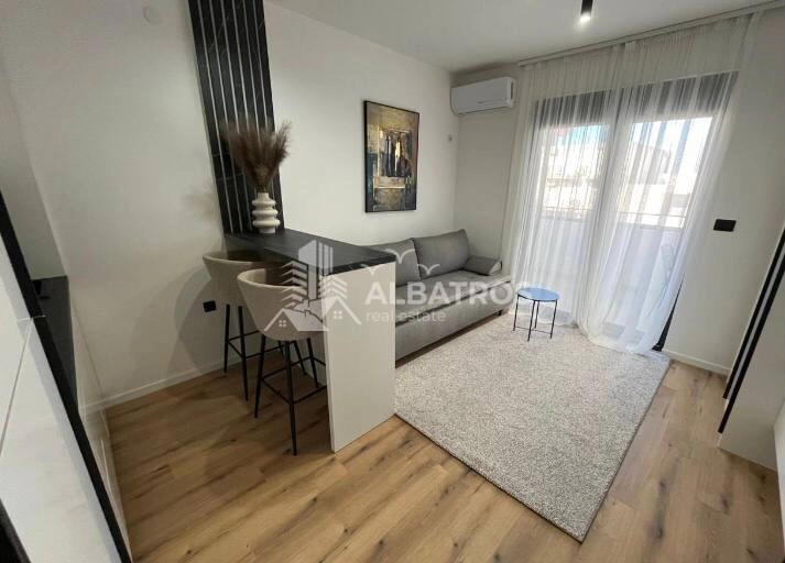 Garsonjera-27-m²-u-Dobroj-Vodi-Bar-1 Stan 27 m² – Dobra Voda, Bar — fotografija 2