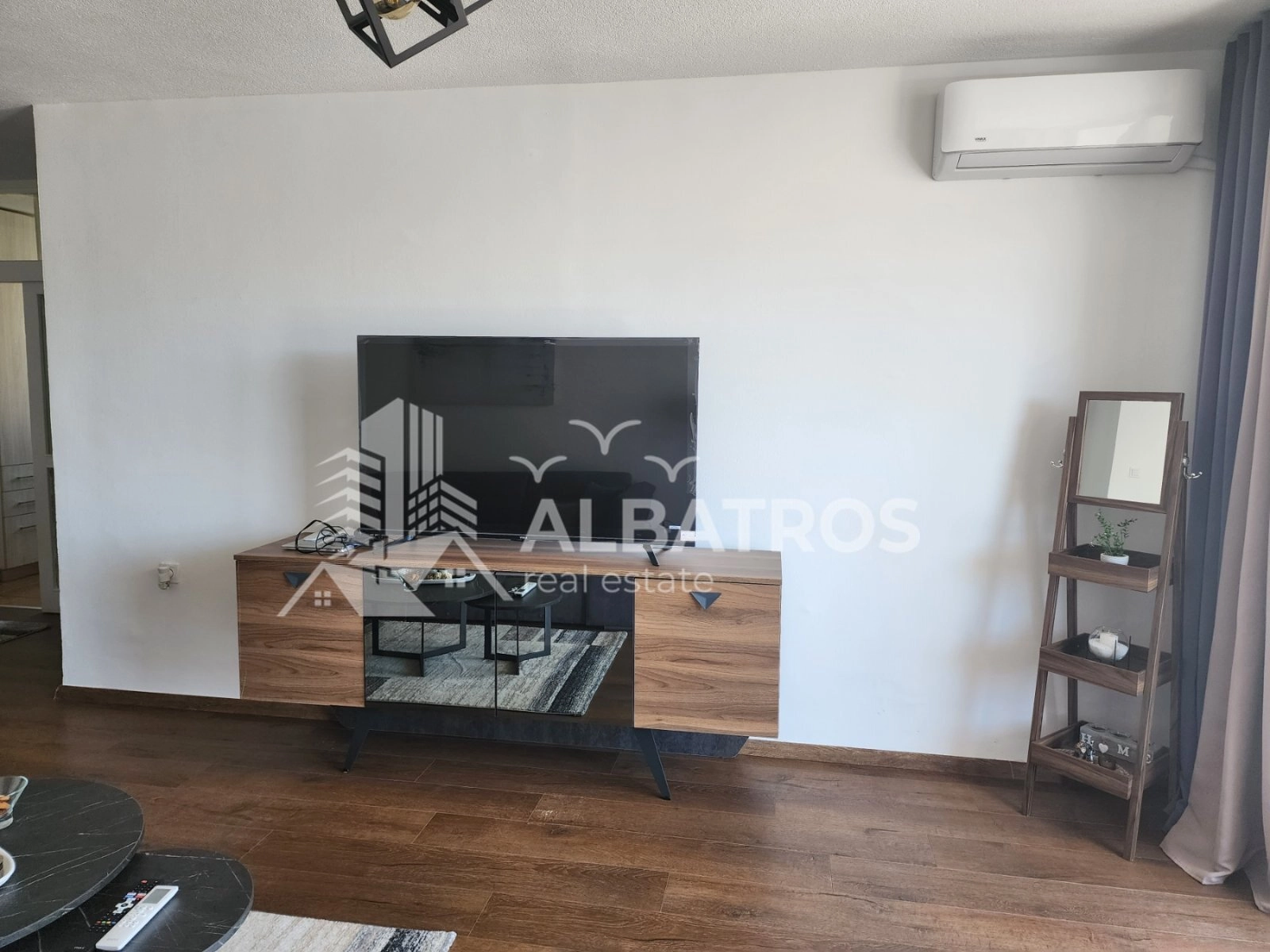 Izdavanje: Dvosoban stan 80 m² – Bar — fotografija 3