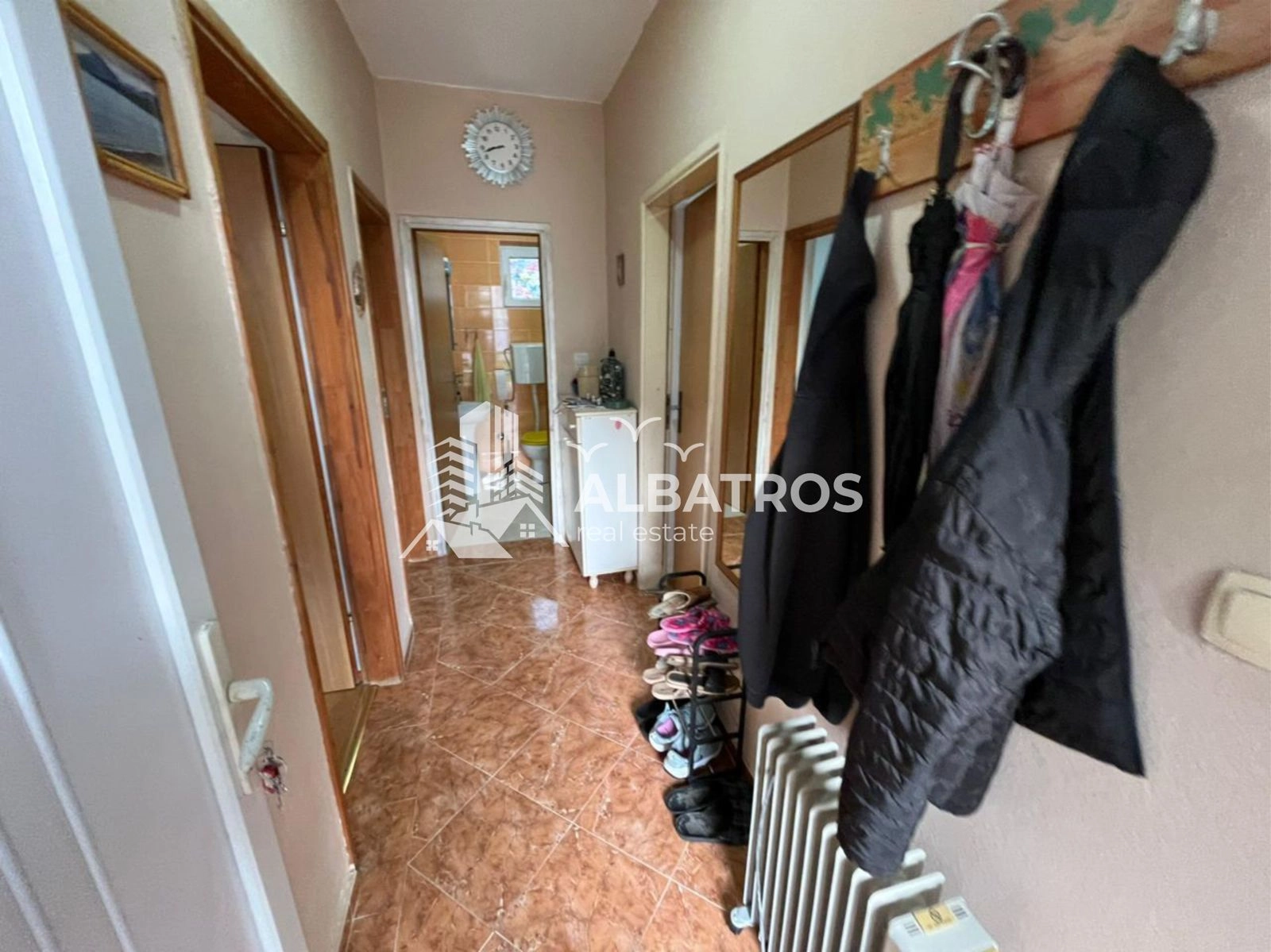 Dvosoban-stan-sa-terasom-i-dvoristem-Ilino-Bar-4 Izdavanje: Dvosoban stan 65 m² – Ilino, Bar — fotografija 5
