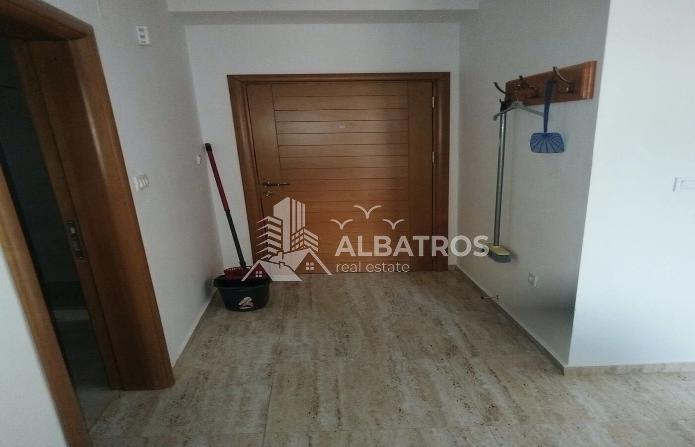 Jednosoban-stan-u-naselju-Polje-Bar-7 Izdavanje: Jednosoban stan 45 m² – Polje, Bar — fotografija 8