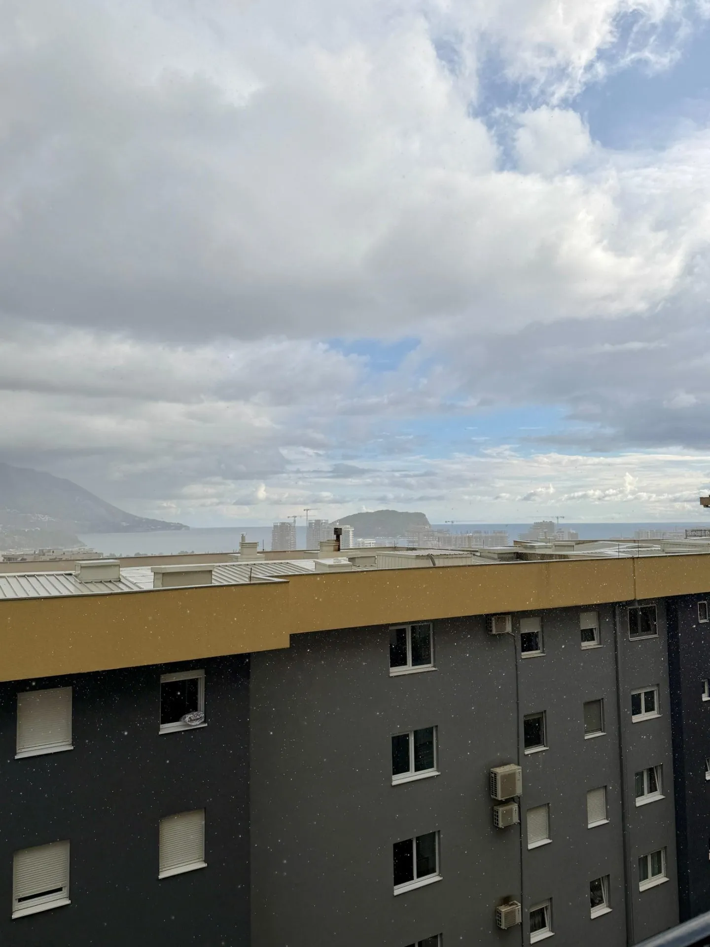 Jednosoban-stan-s-pogledom-na-more-Dubovica-Budva-19 Jednosoban stan 52 m² – Dubovica, Budva — fotografija 20