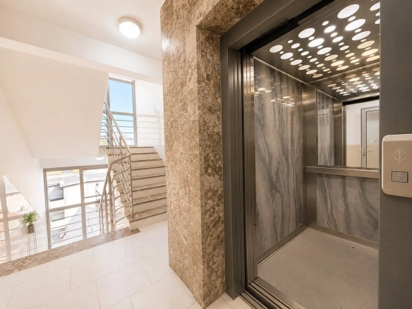 Izdavanje: Trosoban stan 150 m² – Lazi, Budva — fotografija 14