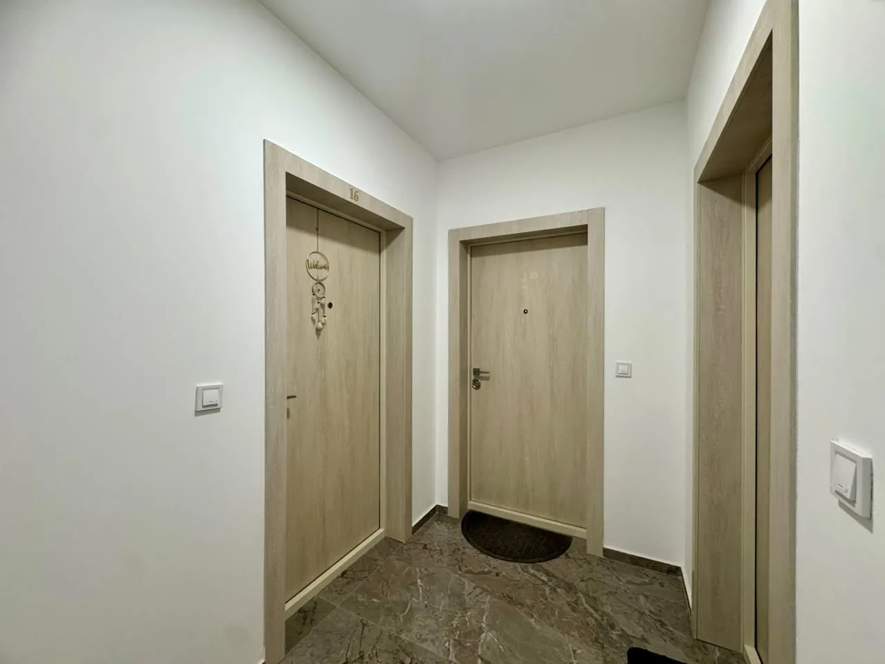 Izdavanje: Jednosoban stan 45 m² – Podmaine, Budva — fotografija 13