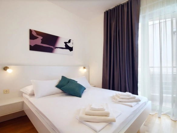 Izdavanje: Dvosoban stan 50 m² – Gospoština, Budva — fotografija 3
