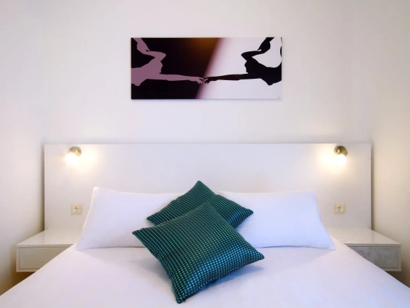 Izdavanje: Dvosoban stan 50 m² – Gospoština, Budva — fotografija 4