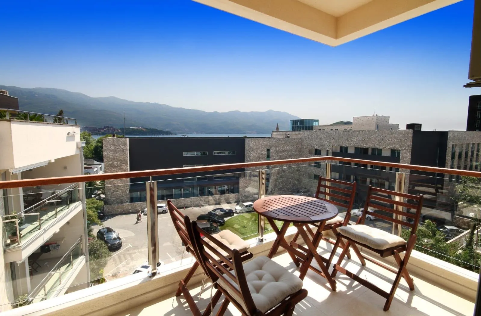Moderan-dvosoban-stan-za-izdavanje-u-Budvi-4 Izdavanje: Dvosoban stan 75 m² – Gospoština, Budva — fotografija 5