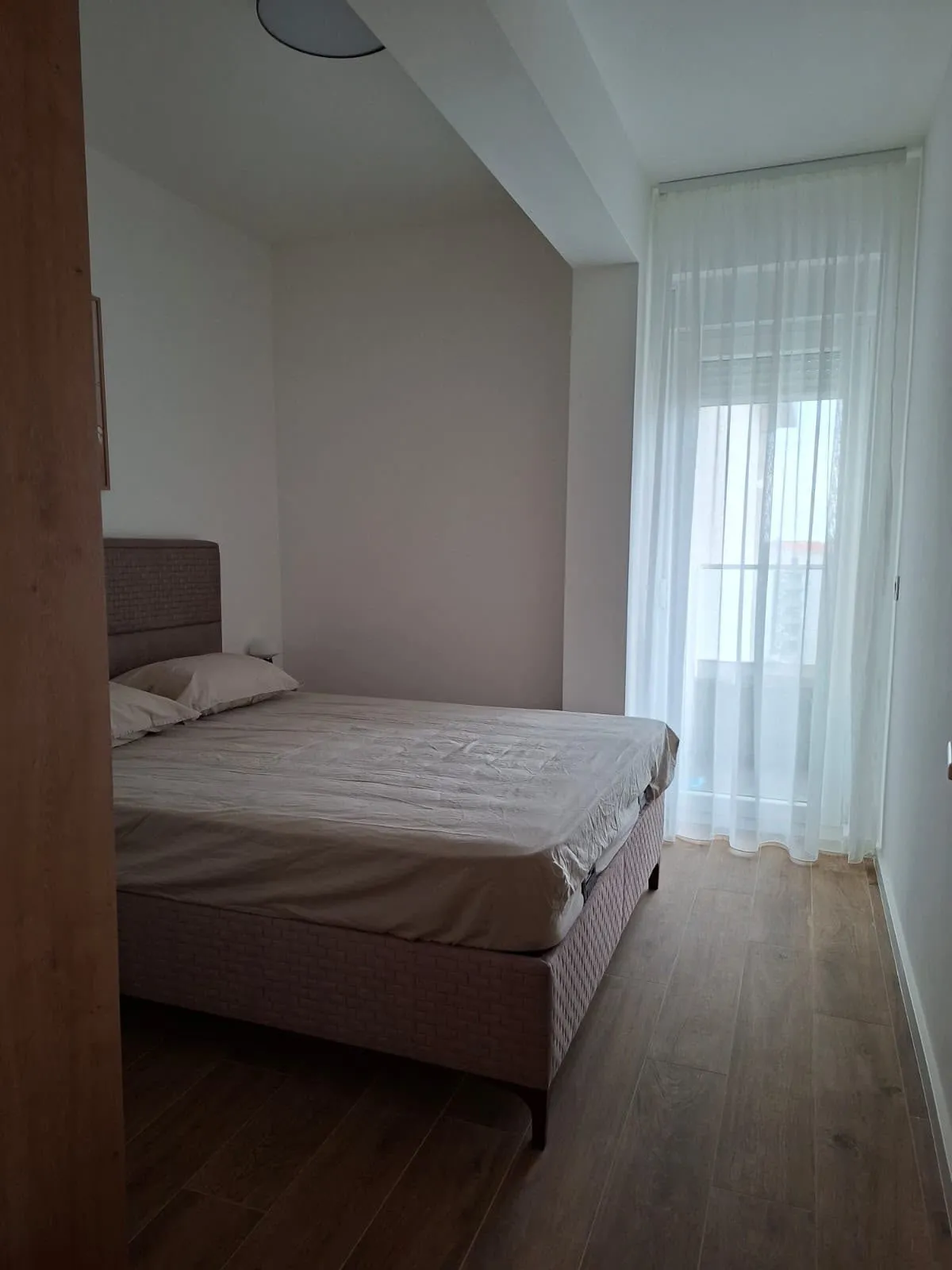 Jednosoban-stan-u-Pietra-Rezidenciji-Lazi-Budva-2 Izdavanje: Jednosoban stan 43 m² – Lazi, Budva — fotografija 3
