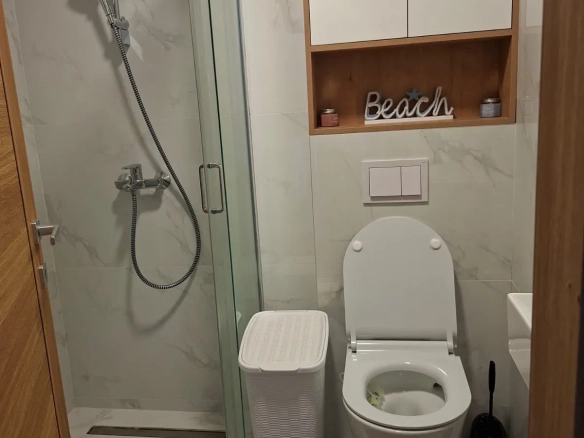 Izdavanje: Jednosoban stan 43 m² – Lazi, Budva — fotografija 6