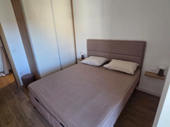 Izdavanje: Jednosoban stan 43 m² – Lazi, Budva — fotografija 7