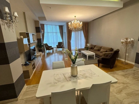 Izdavanje: Trosoban stan 194 m² – Budva — fotografija 8