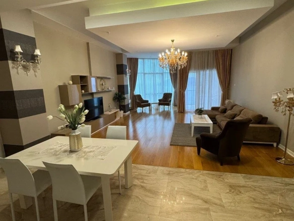 Izdavanje: Trosoban stan 194 m² – Budva — fotografija 16