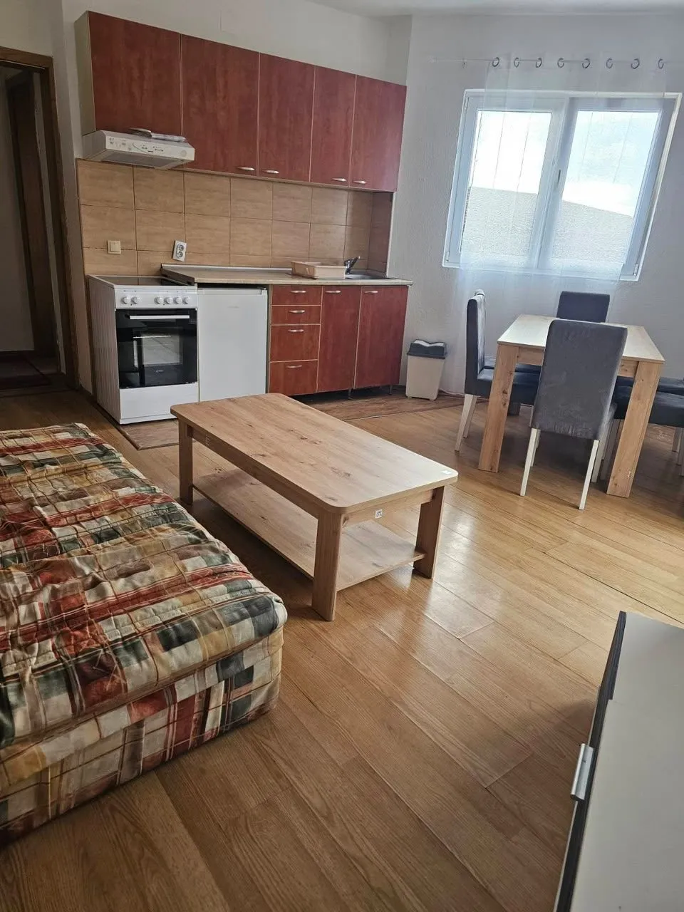 Jednosoban-namjesten-stan-u-Podmainama-Budva-6 Izdavanje: Jednosoban stan – Podmaine, Budva — fotografija 7