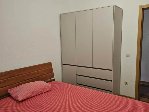 Izdavanje: Jednosoban stan – Podmaine, Budva — fotografija 8