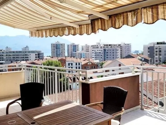 Izdavanje: Trosoban stan 104 m² – Budva — fotografija 5