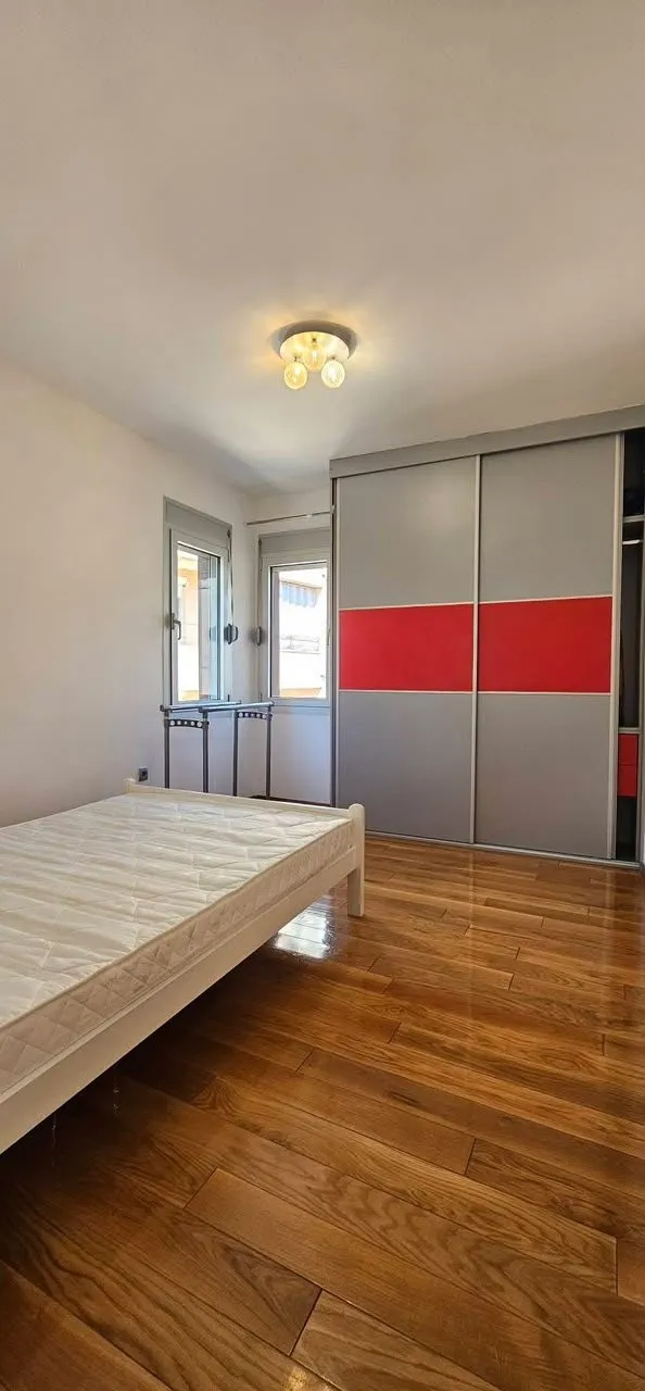 Trosoban-stan-sa-parkingom-za-izdavanje-Budva-7 Izdavanje: Trosoban stan 104 m² – Budva — fotografija 8