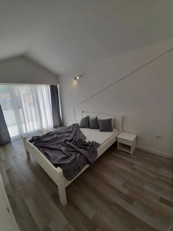 Dvosoban-stan-za-izdavanje-u-Rozinu-Budva-9 Izdavanje: Dvosoban stan – Rozino, Budva — fotografija 10