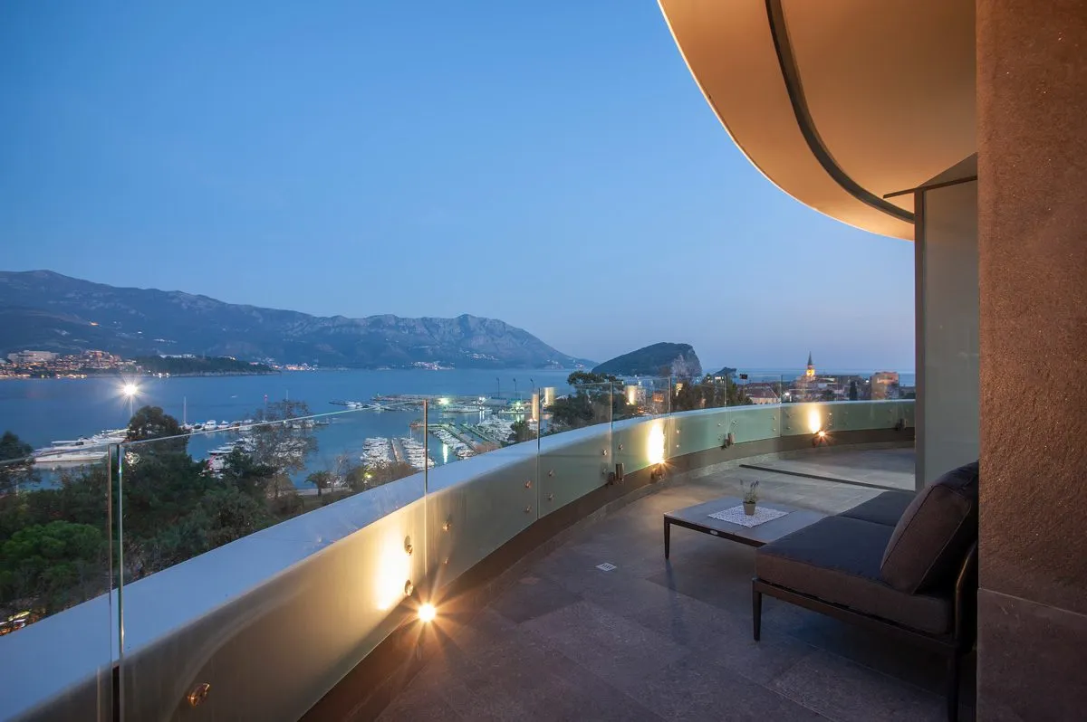 Izdavanje: Dvosoban stan – Budva — fotografija 7