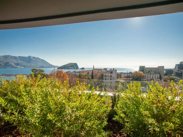 Izdavanje: Dvosoban stan – Gospoština, Budva — fotografija 2