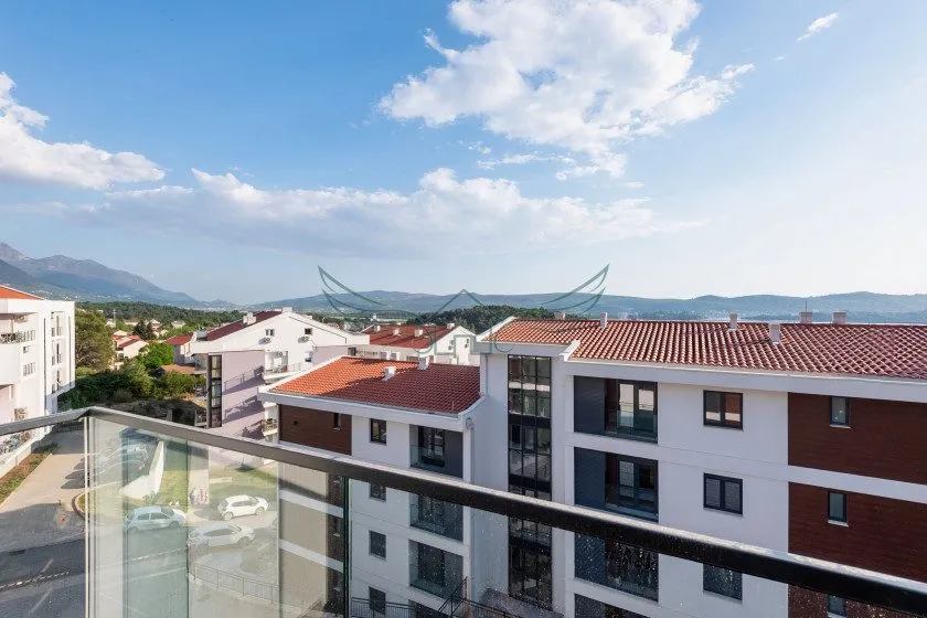 Dvosoban stan 72 m² – Tivat — fotografija 2