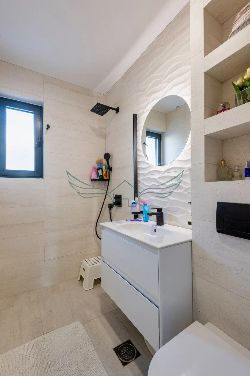 Dvosoban stan 72 m² – Tivat — fotografija 9