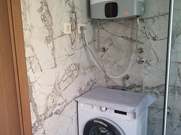 Izdavanje: Jednosoban stan 42 m² – Budva — fotografija 3