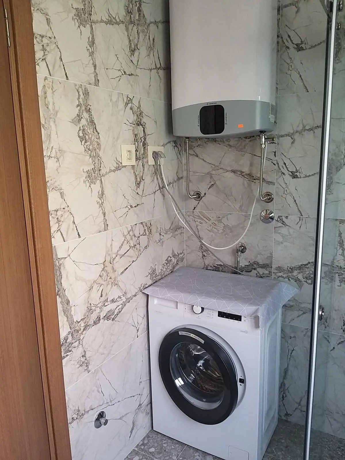 Izdavanje: Jednosoban stan 42 m² – Budva — fotografija 3