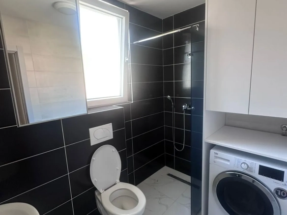 Izdavanje: Jednosoban stan 47 m² – Lazi, Budva — fotografija 5
