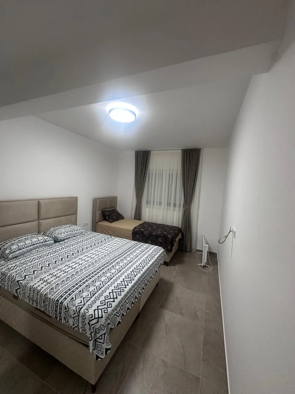 Izdavanje: Jednosoban stan 47 m² – Lazi, Budva — fotografija 7
