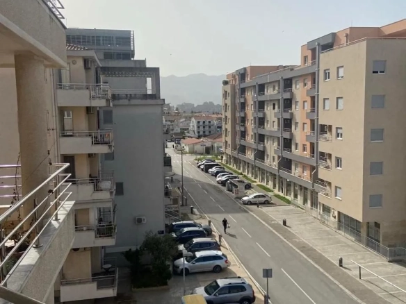 Izdavanje: Jednosoban stan 57 m² – Rozino, Budva — fotografija 15