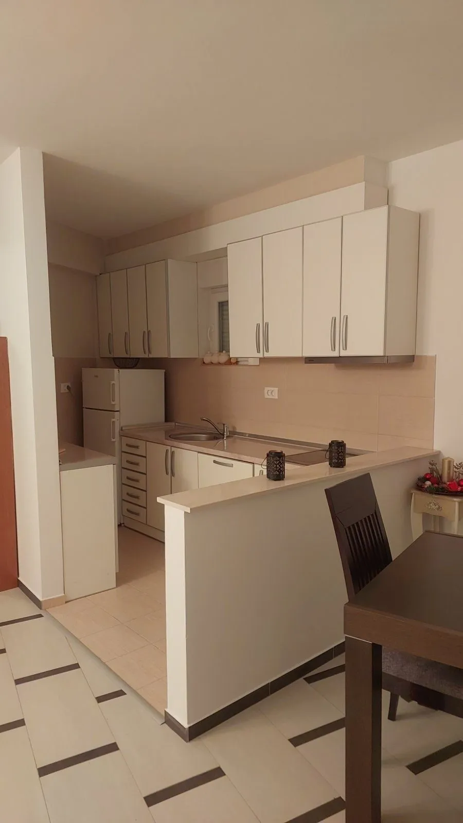Izdavanje: Jednosoban stan 56 m² – Prijevor, Budva — fotografija 12