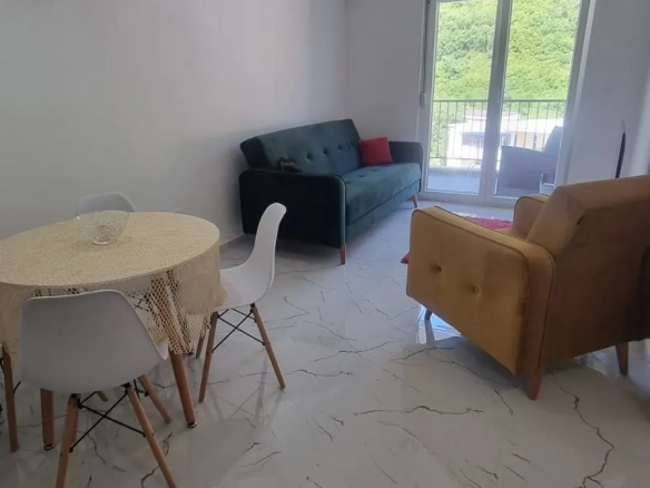 Izdavanje: Jednosoban stan 42 m² – Lazi, Budva — fotografija 7