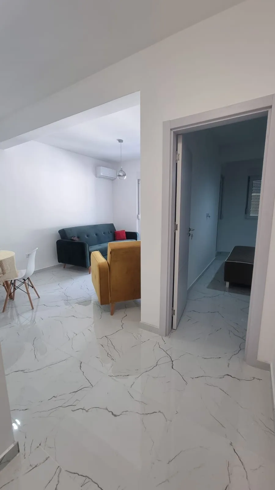 Izdavanje: Jednosoban stan 42 m² – Lazi, Budva — fotografija 9