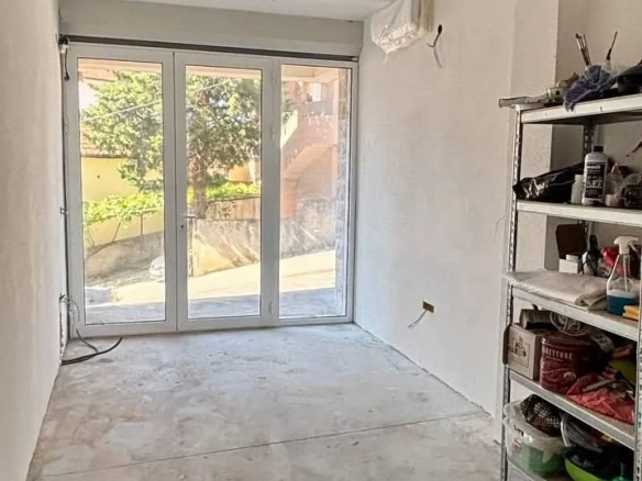 Garsonjera 22 m² – Lazi, Budva — fotografija 5