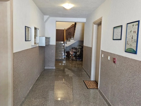 Izdavanje: Jednosoban stan 40 m² – Babin Do, Budva — fotografija 7