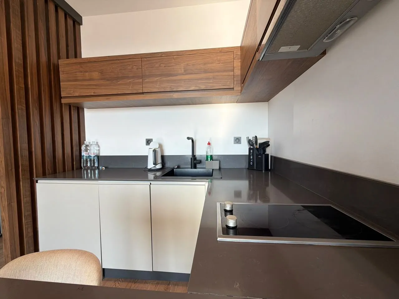 Jednosoban-stan-sa-pogledom-na-more-Kavac-Kotor-4 Jednosoban stan 27 m² – Kavač, Kotor — fotografija 5